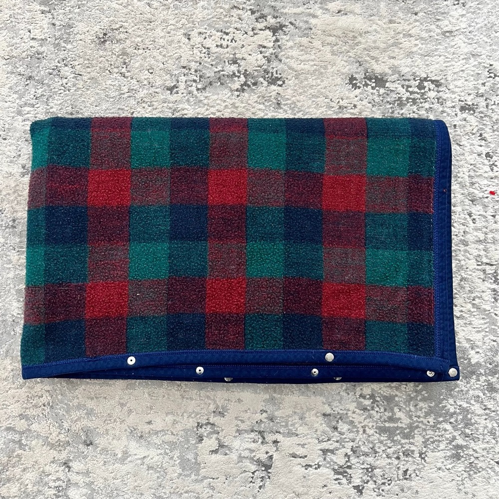VTG Biederlack of America Plaid Blanket Red Green Cuddle Wrap Wearable Snaps